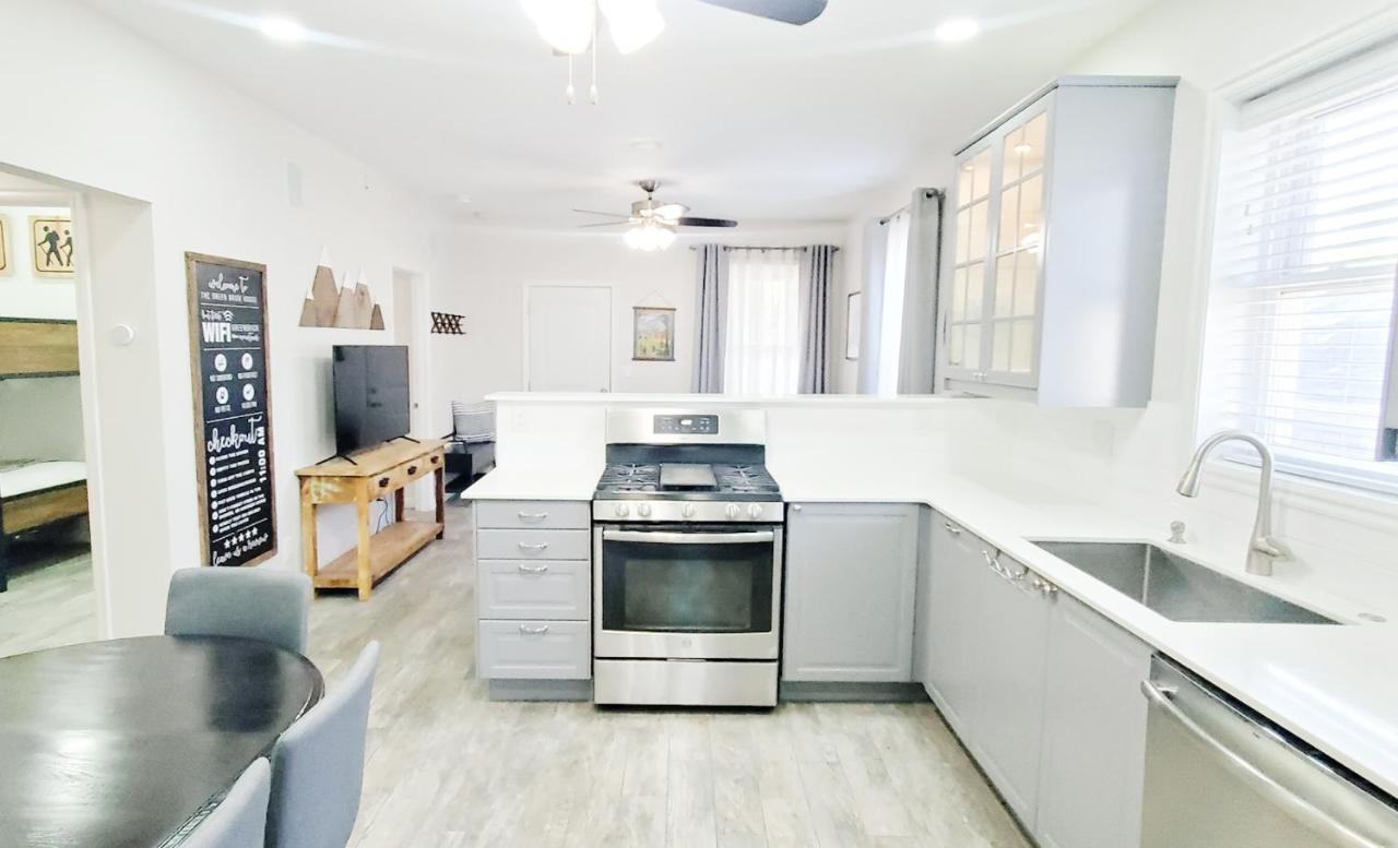 Vacation Home Minutes From Downtown, Great For Families Огдън Екстериор снимка